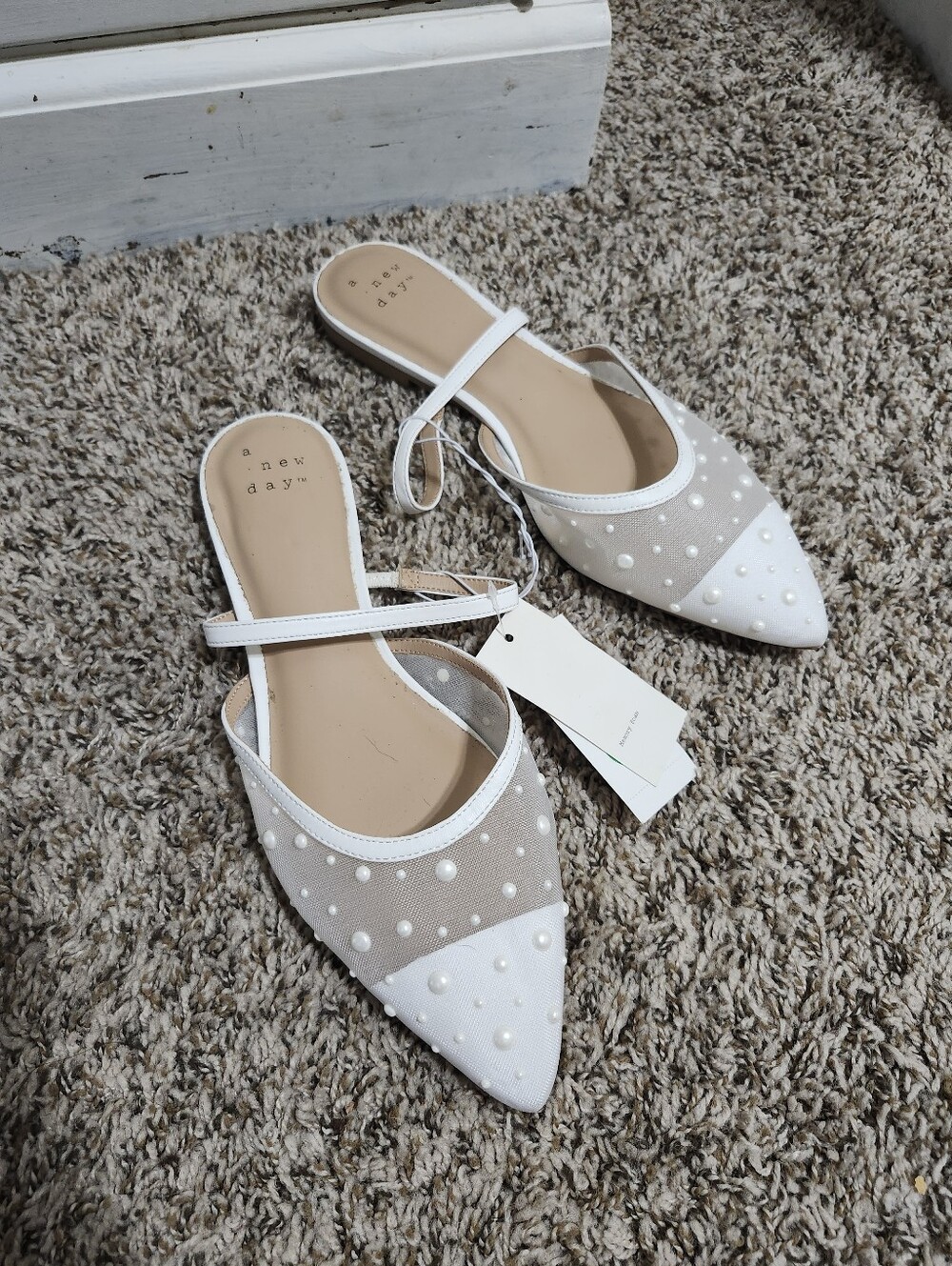 A New Day White Pointed Toe Faux Pearl Mesh Beaded Flat Mules Shoes 11